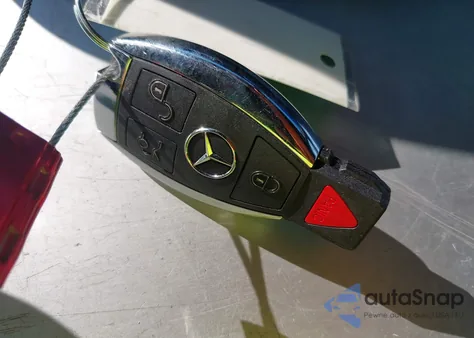2019 Mercedes-Benz Glc 300 from USA, damaged, VIN WDC0G4JB2KV125584